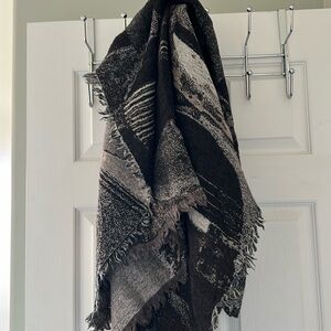 Wilfred 100% Wool Blanket Scarf